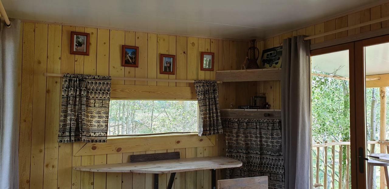 La Cabane Perchee Villelaure Extérieur photo